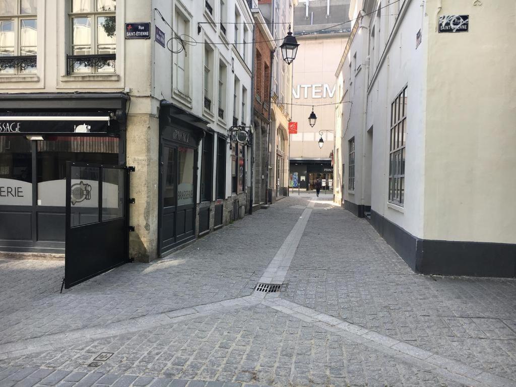 Hyper Centre Chambre Au Calme Lila Exterior foto
